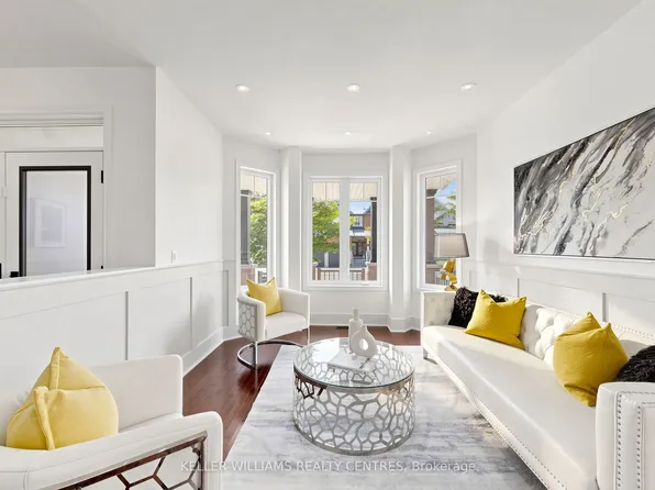 7 Philips Lake Ct, Richmond Hill, ON L4E 0M2
