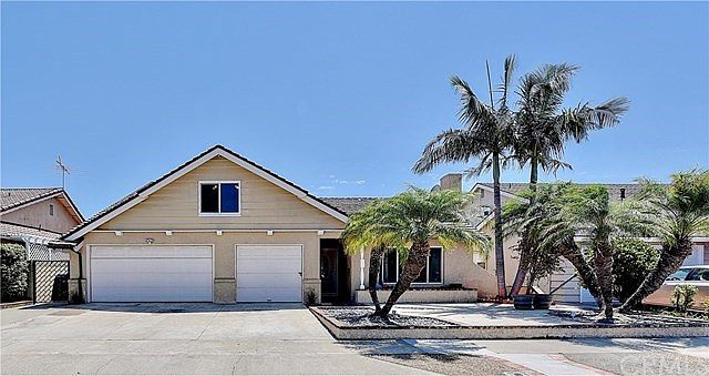 1st image of 8942 Blackheath Cir