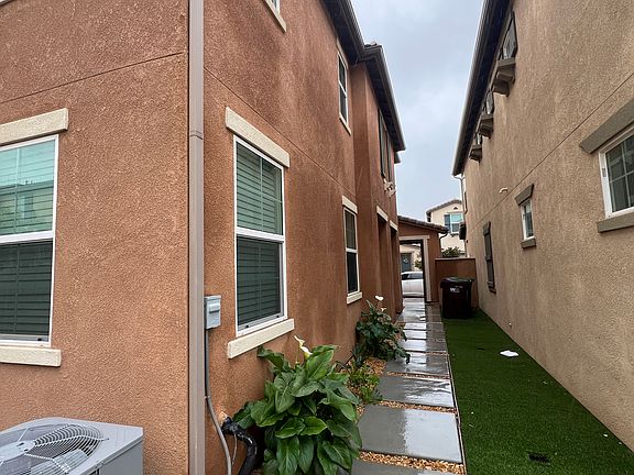 3rd image of 41944 Zafra St