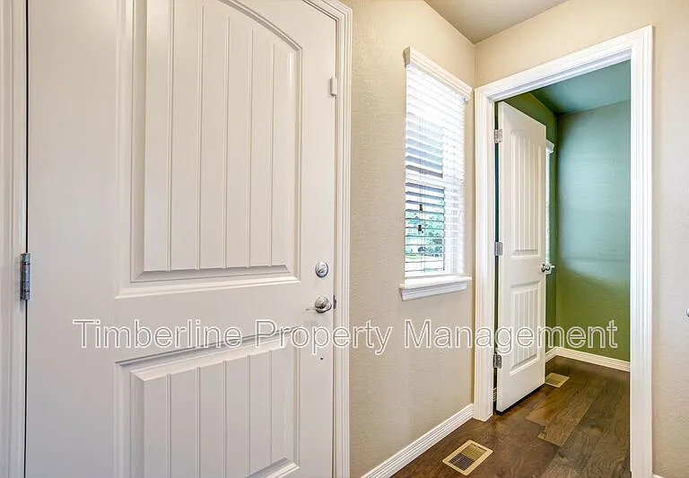 6031 Jorie Rd — Photo 22