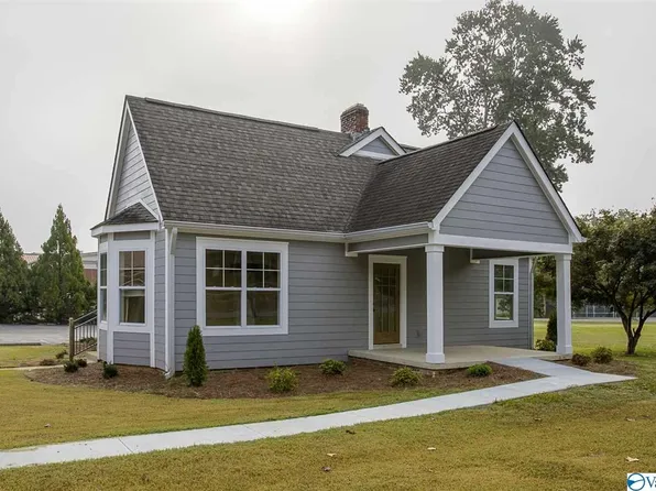 301 S Houston St, Scottsboro, AL 35768