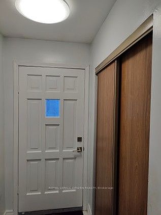 2nd image of 594A Birchmount Rd