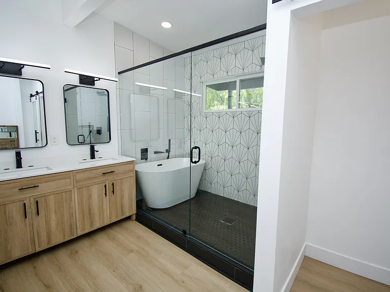 820 Iris Ave #1 — Photo 9