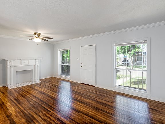4th image of 628 W Norwood Ct