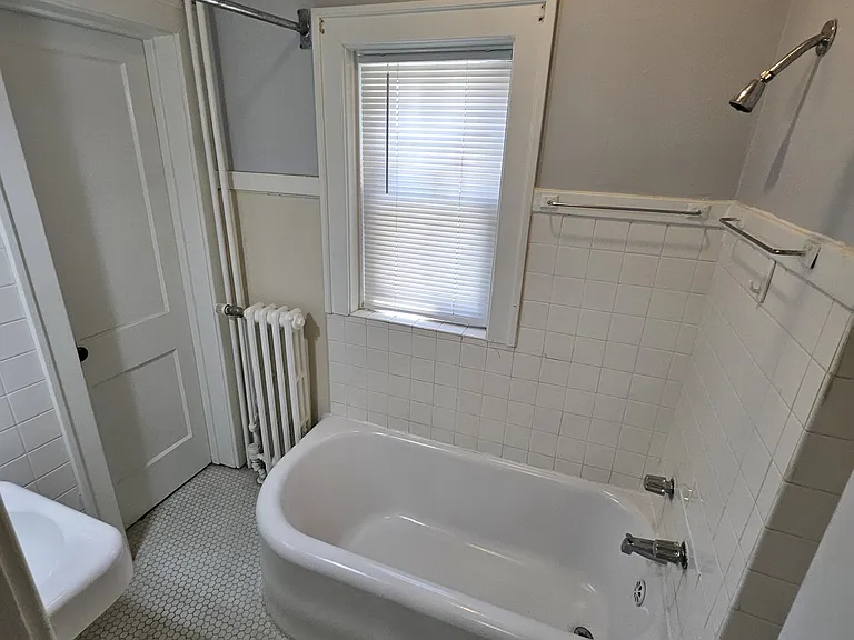 508 1/2 SW 10th Ave #205 — Photo 8
