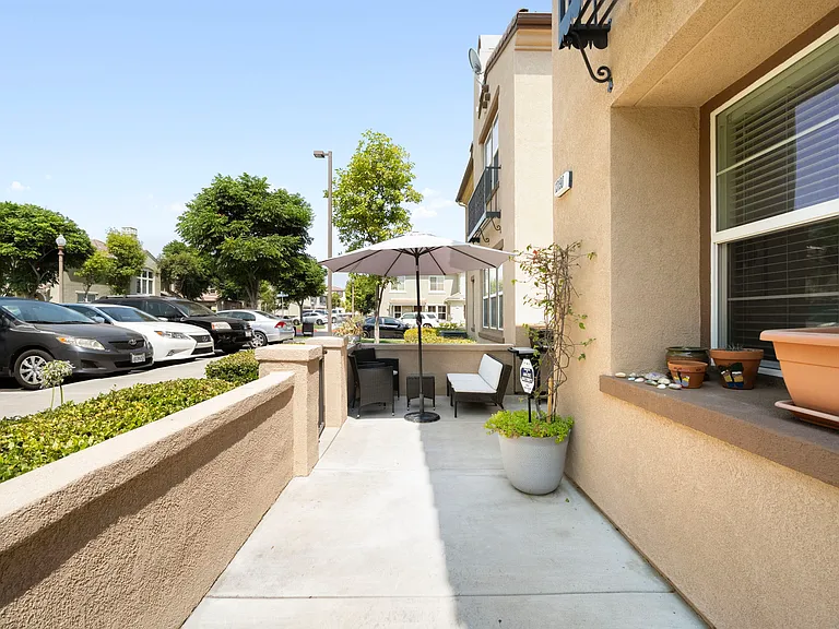 13190 Murano Ave — Photo 22