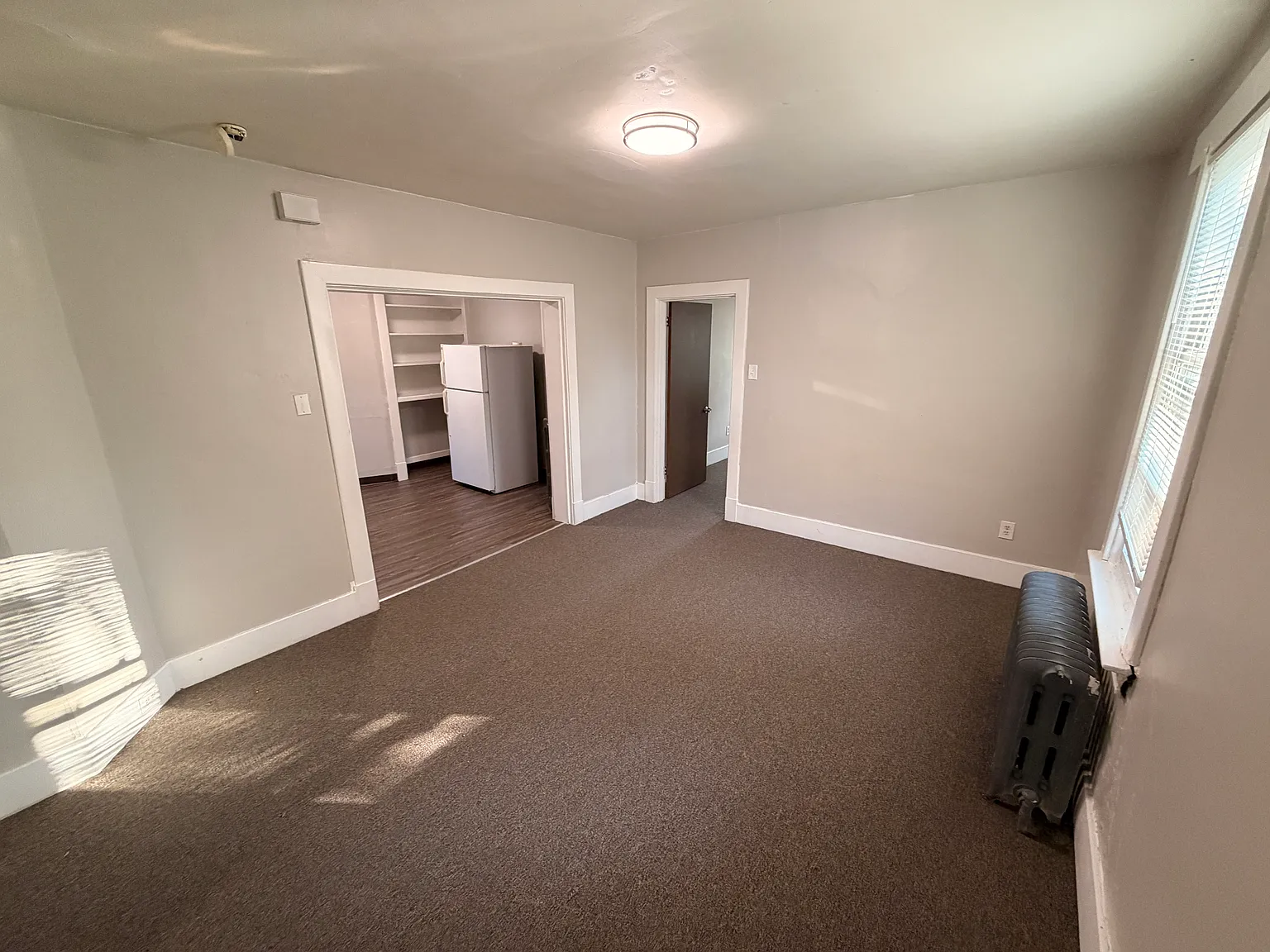 2 bed, 900 sqft, $875 — Photo 4