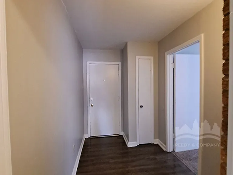 3743 Lakehurst Dr — Photo 3