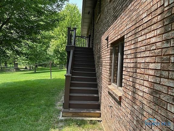 4th image of 120 Westwood Dr
