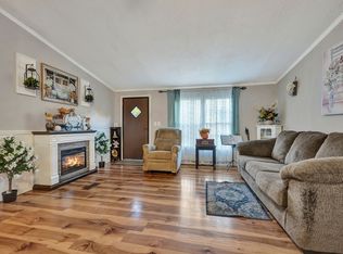 944 Deason Rd, Dickson, TN 37055