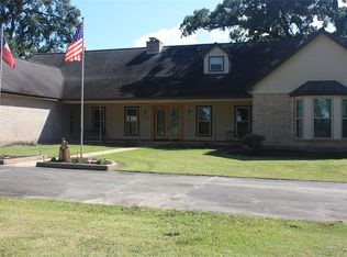 726 Bar X Trl, Angleton, TX 77515