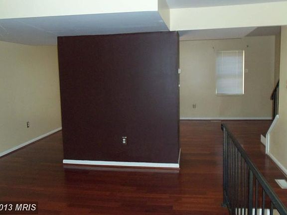 3rd image of 14085 Geraldine Ct