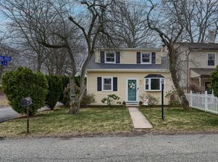 37 South Rd, Wayne, NJ 07470