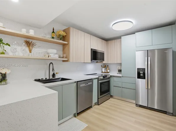 1100 11th St APT 405, Miami Beach, FL 33139