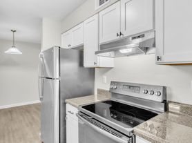 Country Creek Apartments