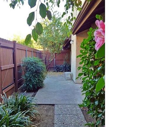 5th image of 63 E Sierra Madre Blvd Unit C