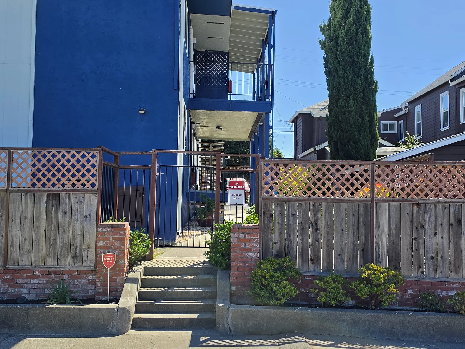 2 bed, 800 sqft, $2,000 — Photo 4