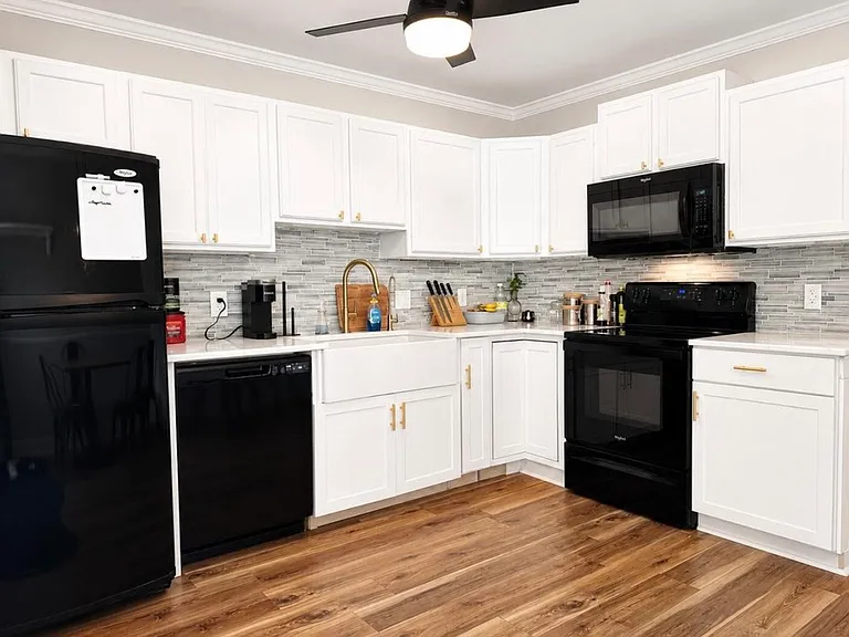 252 Howle Ave #C — Photo 2