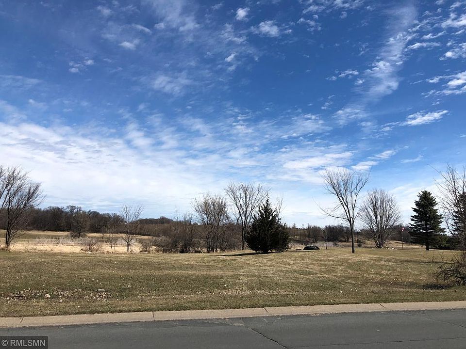 1st image of Rolling Hills Dr