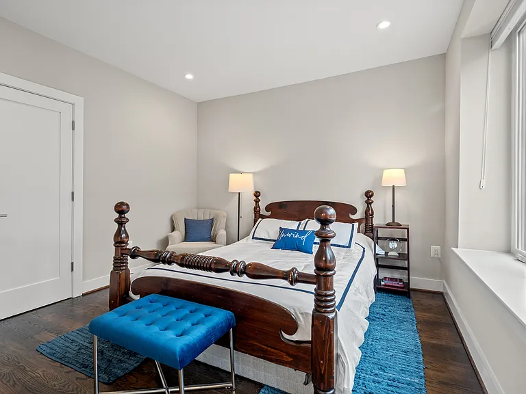 607 Slade Ct — Photo 9