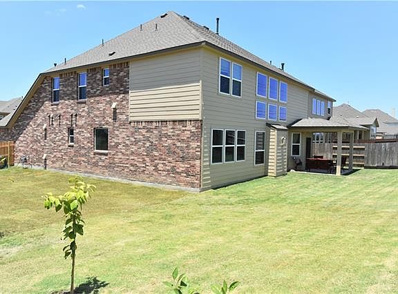 4th image of 20401 Whimbrel Ct