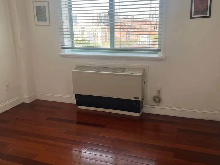 4318 Main St #11C — Photo 4