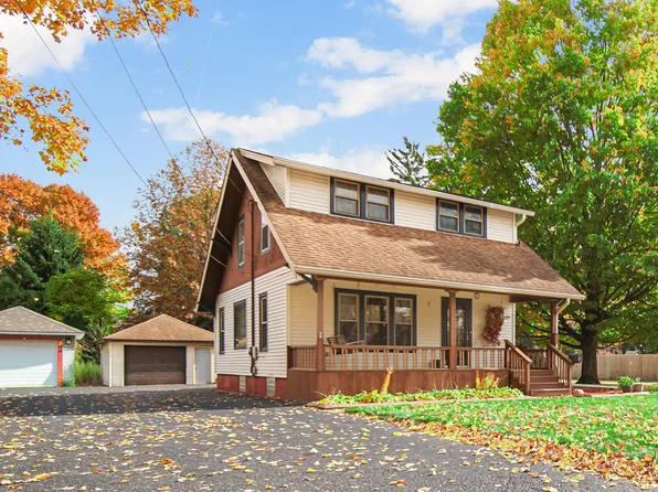 129 Kingsbury Ave, La Porte, IN 46350