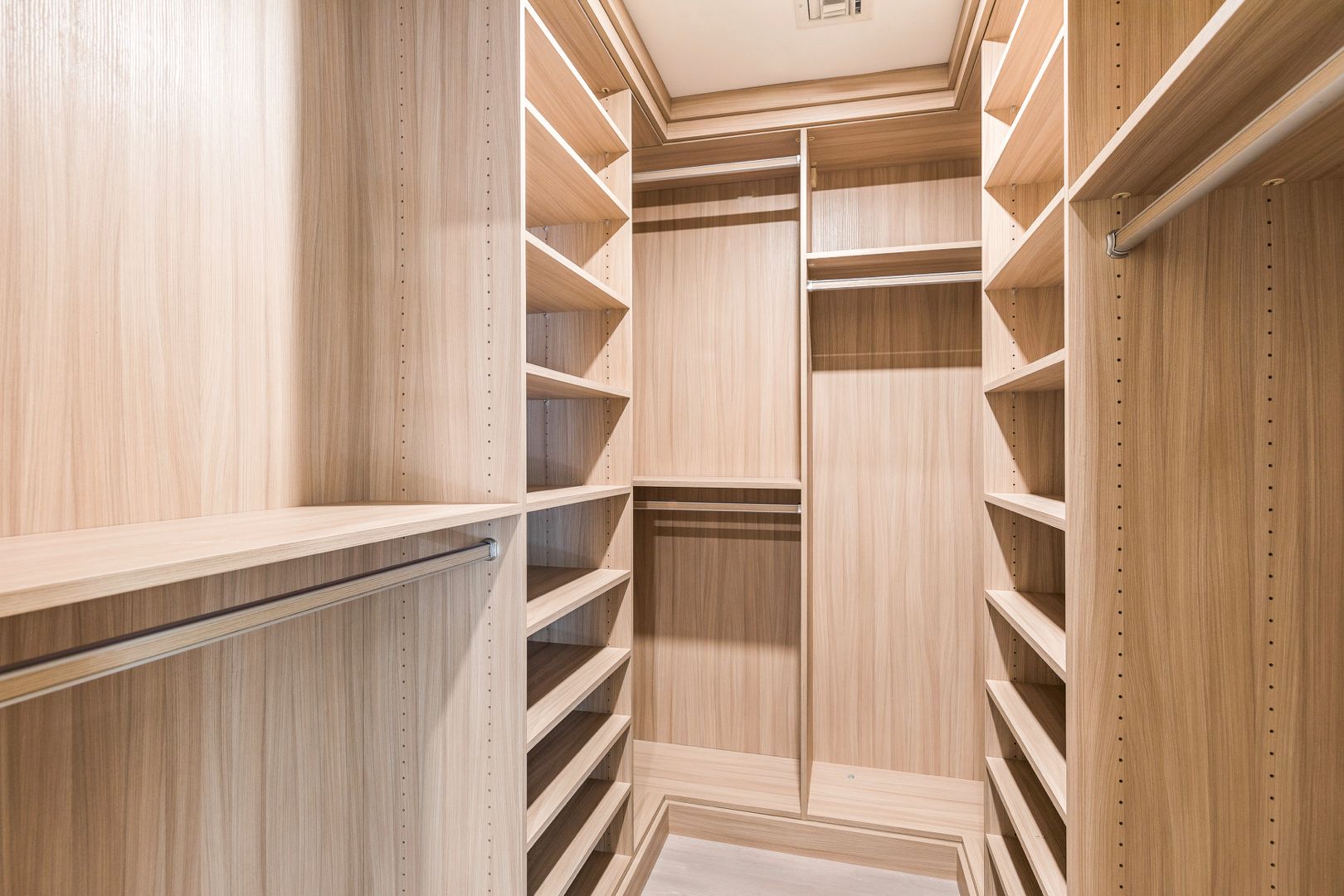  Master bedroom features custom-made walk-in closet.
