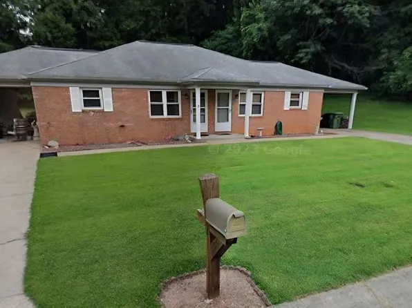 2913 Meadowlark Ln, Henderson, KY 42420