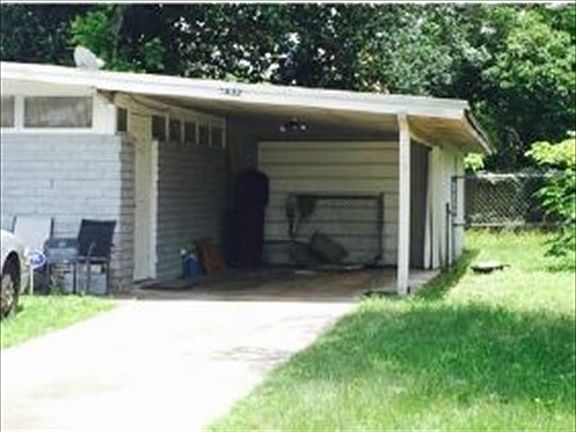 3rd image of 7832 N Cezanne Dr