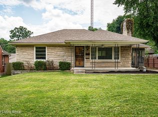 910 Southview Rd, Louisville, KY 40214