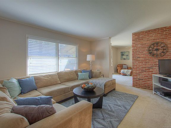 3rd image of 4036 E 52nd Pl