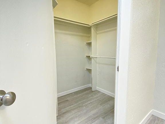 5th image of 4820 NW Lindy Ave