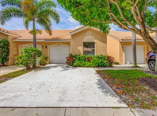 386 Coral Trace Ln, Delray Beach, FL 33445