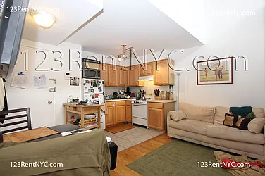 Rented by 123RentNYC.com