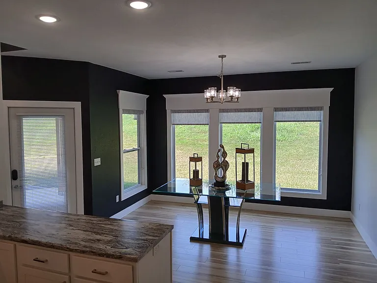 1325 Summerfield Dr — Photo 9