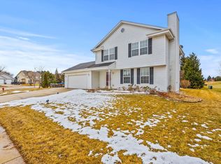 1011 Bluebird Ln, Hartford, WI 53027