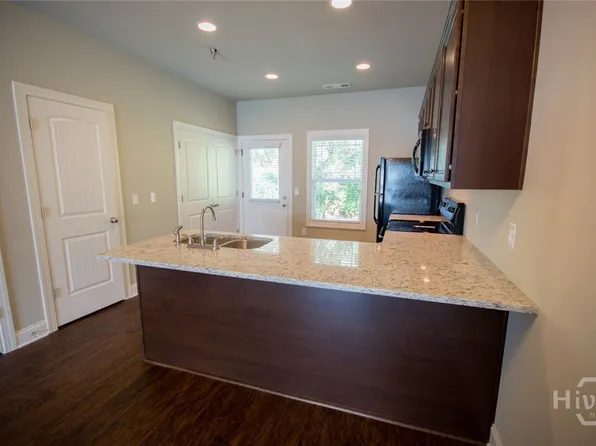 232 Epps Bridge Rd Unit 13H, Athens, GA 30606