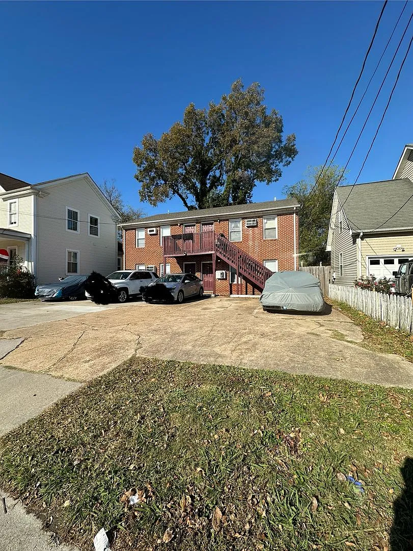 724 W. 35TH Street — Photo 1
