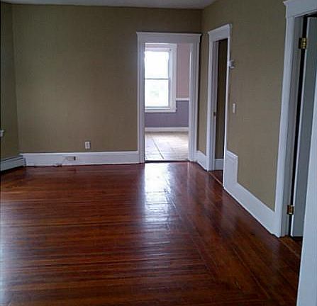 4th image of 118 Stanwood St