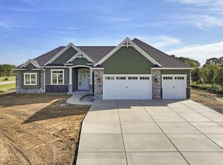 10536 401st Ave, Genoa City, WI 53128