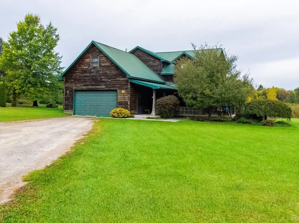 5040 Hemingway Lake Rd, Otter Lake, MI 48464