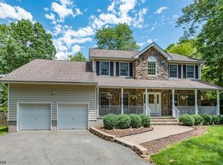 130 Circleview Ave, Berkeley Heights, NJ 07922