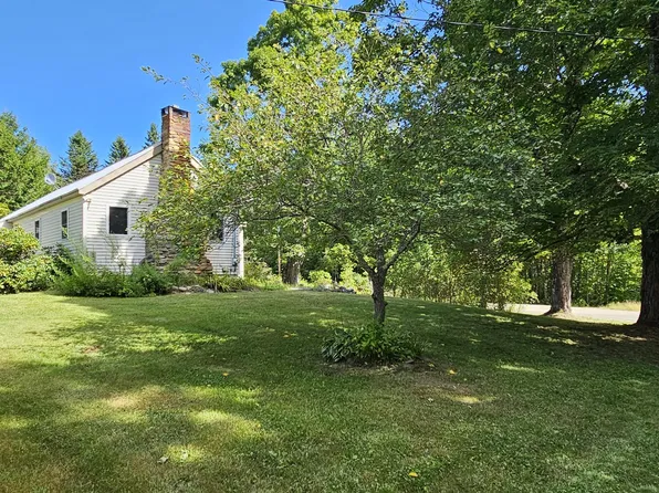 2 Bean Corner Road, Wellington, ME 04942