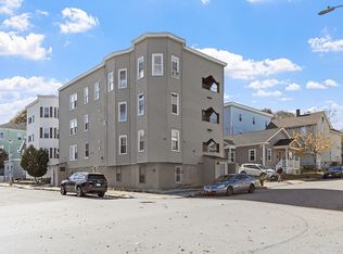 40 Aetna St, Worcester, MA 01604