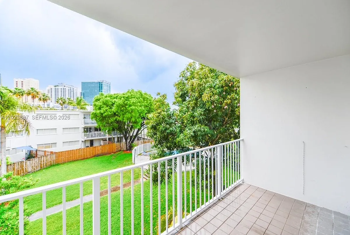 Photo 2 of 32 - 7737 SW 88th St #C312 - Miami, FL Building Photo - 7737 SW 88th St #C312