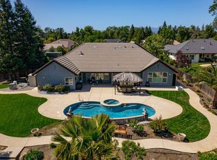 4873 Saint Charles Dr, Redding, CA 96002