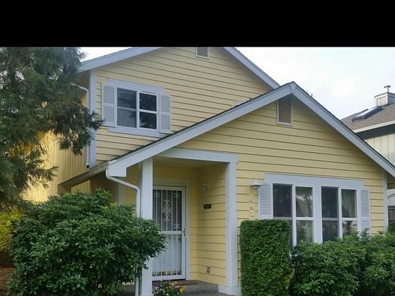 2nd image of 4419 Chardonnay Dr SE