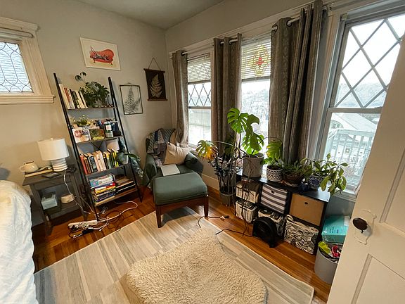 2nd image of 15 Langley Rd #02