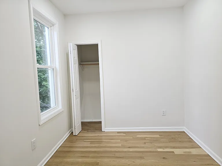 15 Dwight St #2 — Photo 31
